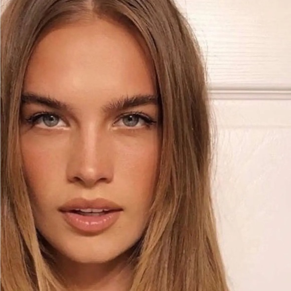 Marc Jacobs Omega Bronzer Coconut Perfect Tan - Picture 10 of 13